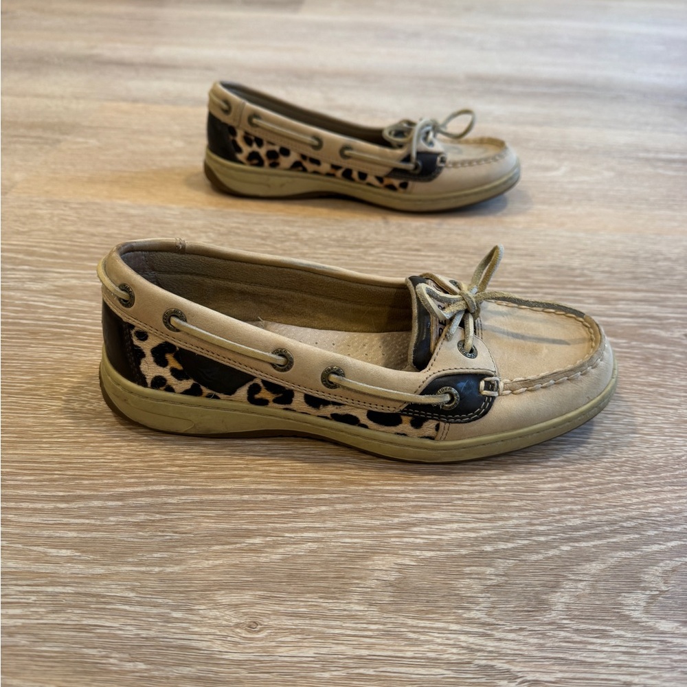 Sperry Women's Beige and leopard Loafers - Picture 4 of 8